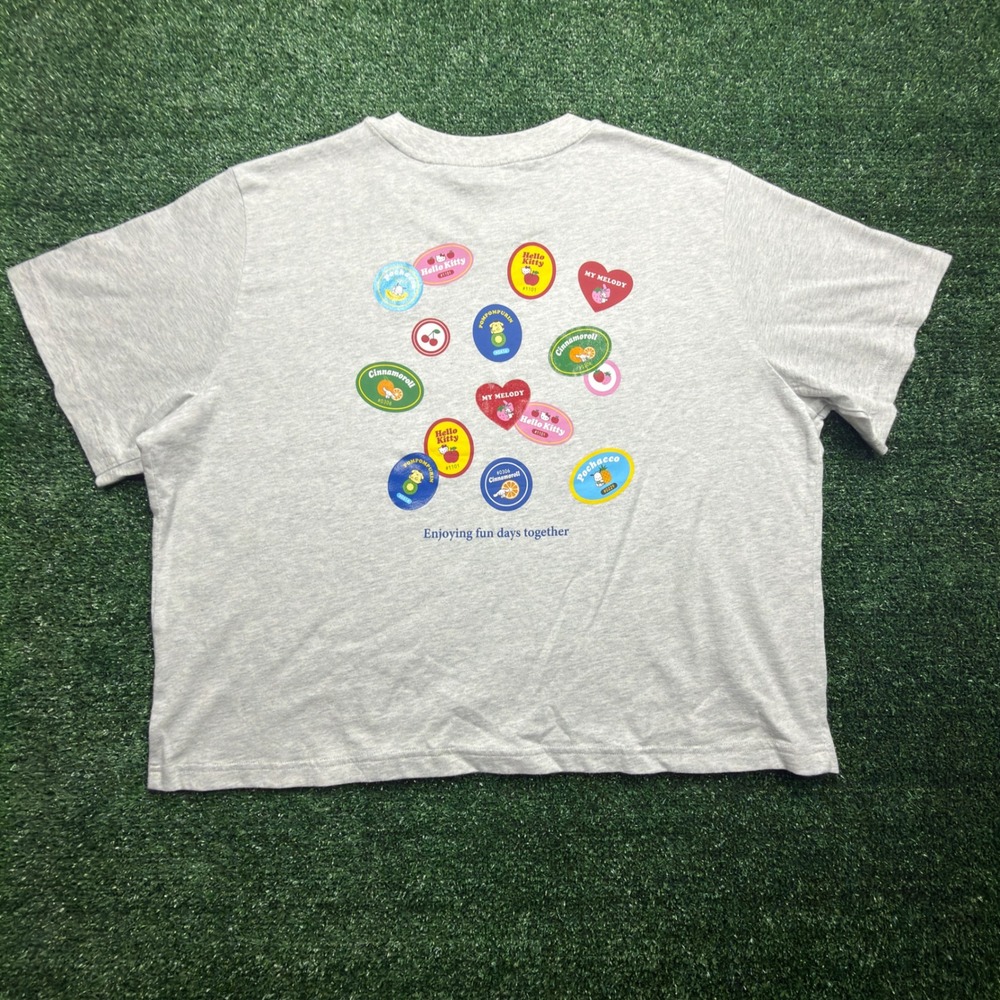 Uniqlo UT Sanrio Hello Kitty and Friends Graphic T-Shirt Gray XXL